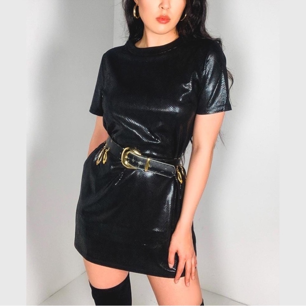 AKIRA Shimmering Black Short Sleeve Mini Dress